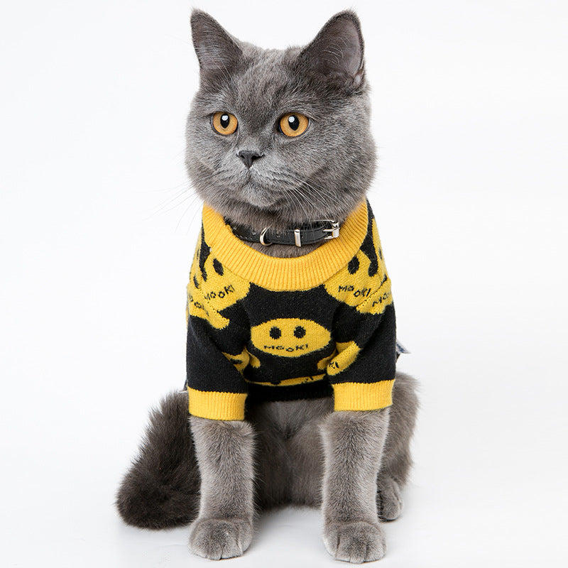 Pet sweater for dogs and cats, yellow and black with character prints